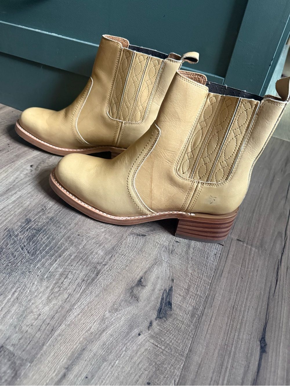 Frye Campus Chelsea Boots Size 9.5 B - Picture 4 of 7